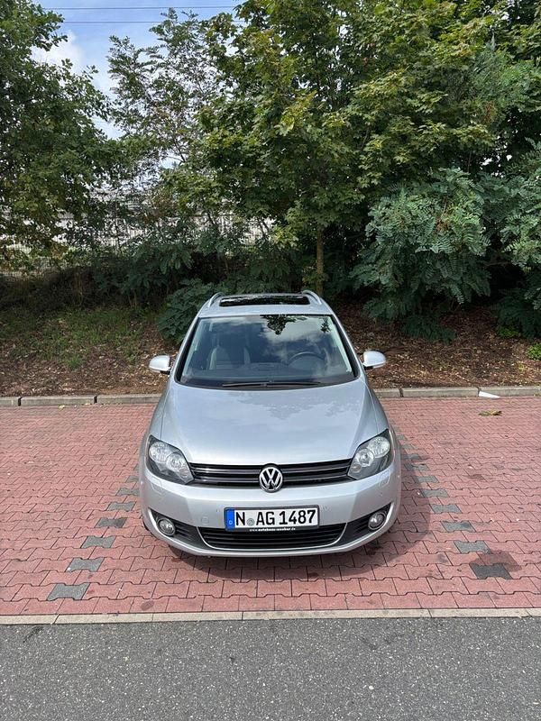 Gebraucht VW Golf Plus Cross Life 105 PS (77 kW) 2013 Silber Van / Kleinbus