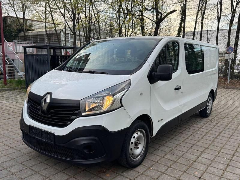 Gebraucht Renault Trafic 116 PS (85 kW) 2016 Weiß Van / Kleinbus