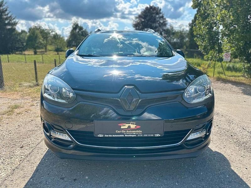 Schwarz Gebraucht 2015 Renault Mégane III Bose Edition Limousine | 7.499 € (Fairer Preis) - Bild 1/4