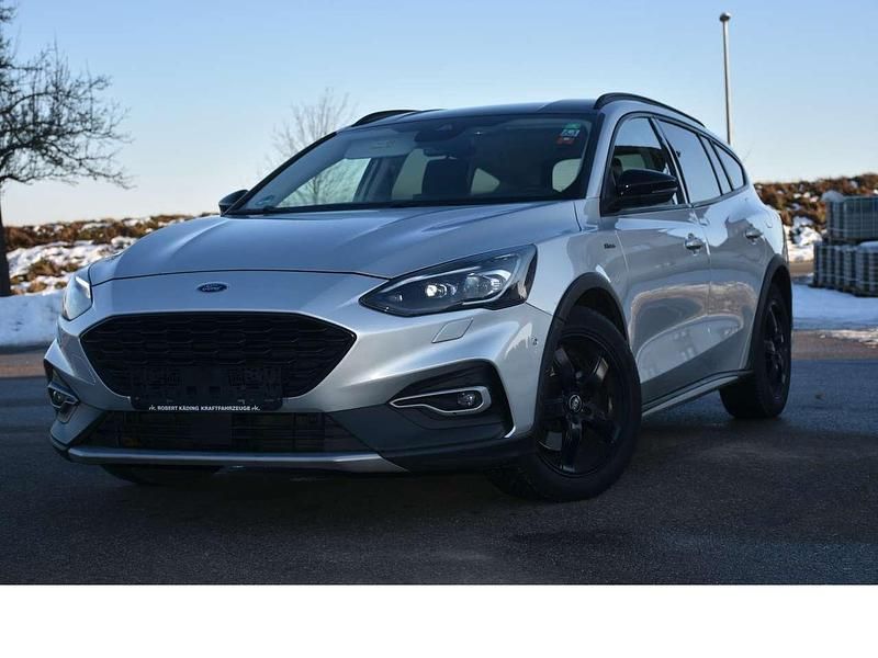 Gebraucht Ford Focus Active 150 PS (110 kW) 2019 Silber Kombi