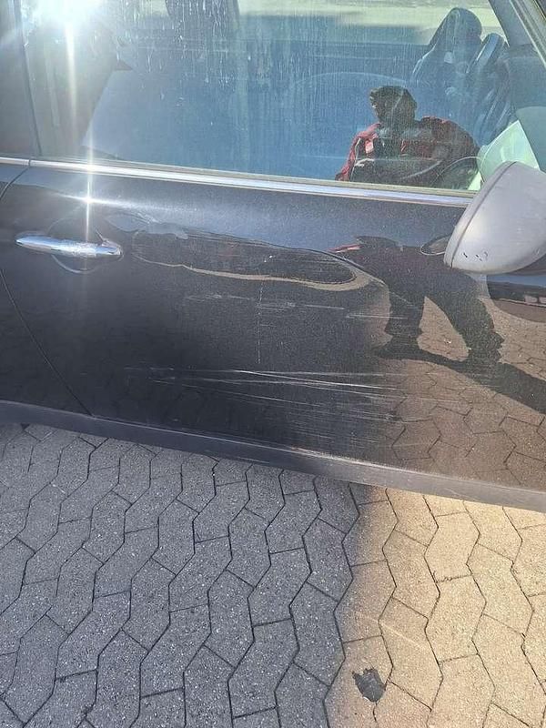 Second-hand Mini ONE 90 CP (66 kW) 2003 Negru Hatchback