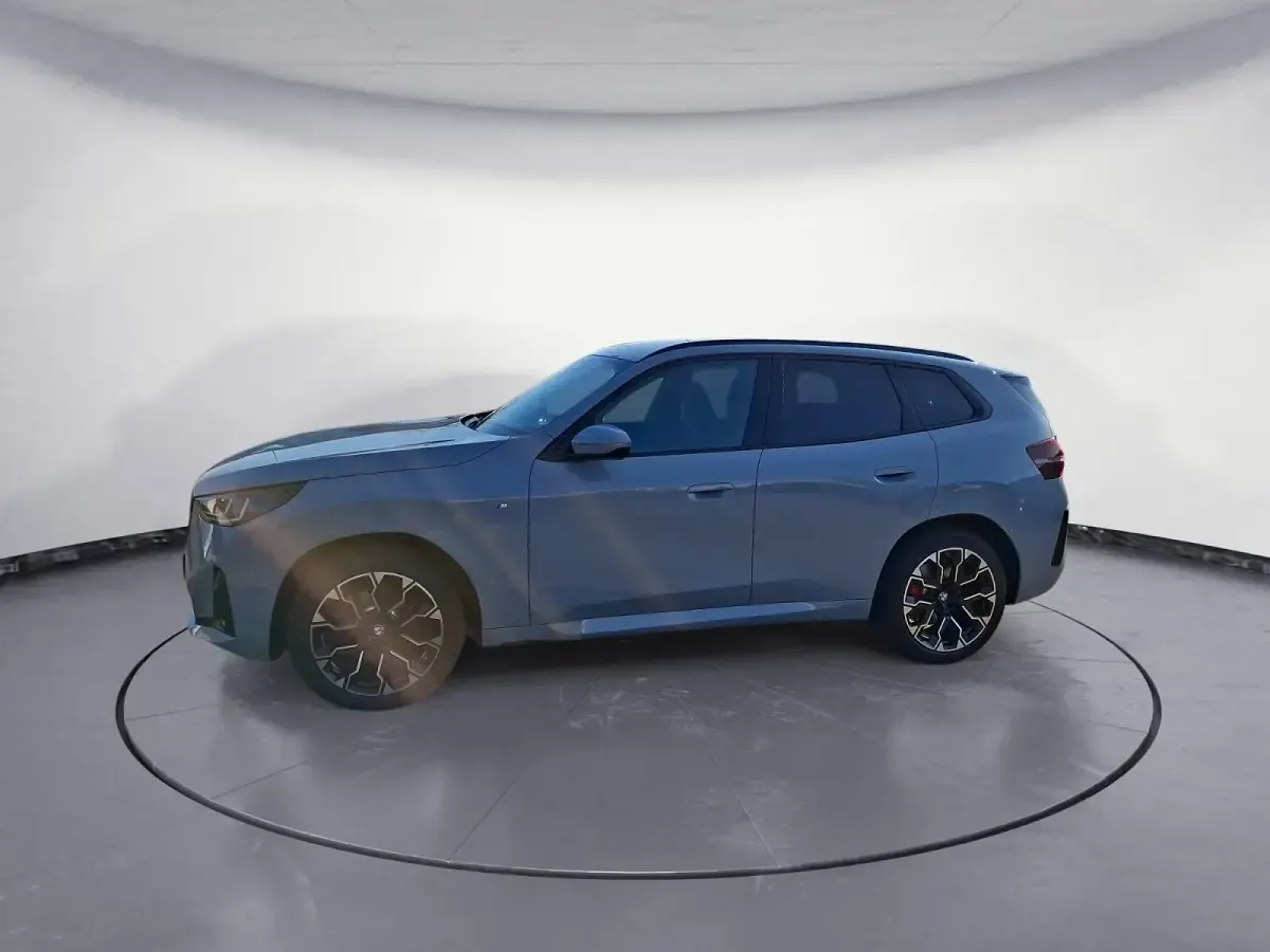 Gebraucht BMW X3 M Sport 197 PS (144 kW) 2026 Grau SUV