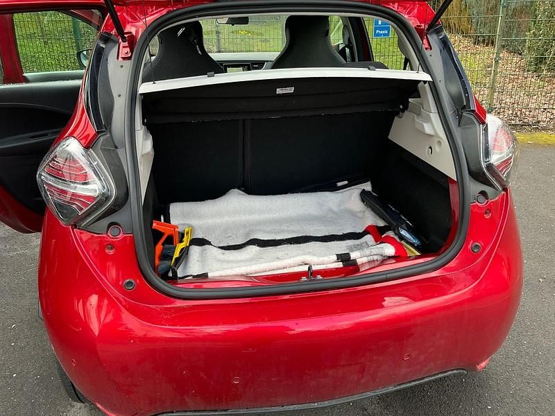 Gebraucht Renault Zoe 51 kW (70 PS) 2021 Rot Kleinwagen