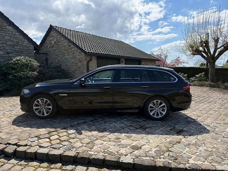 Gebraucht BMW 530 258 PS (189 kW) 2013 Schwarz Kombi