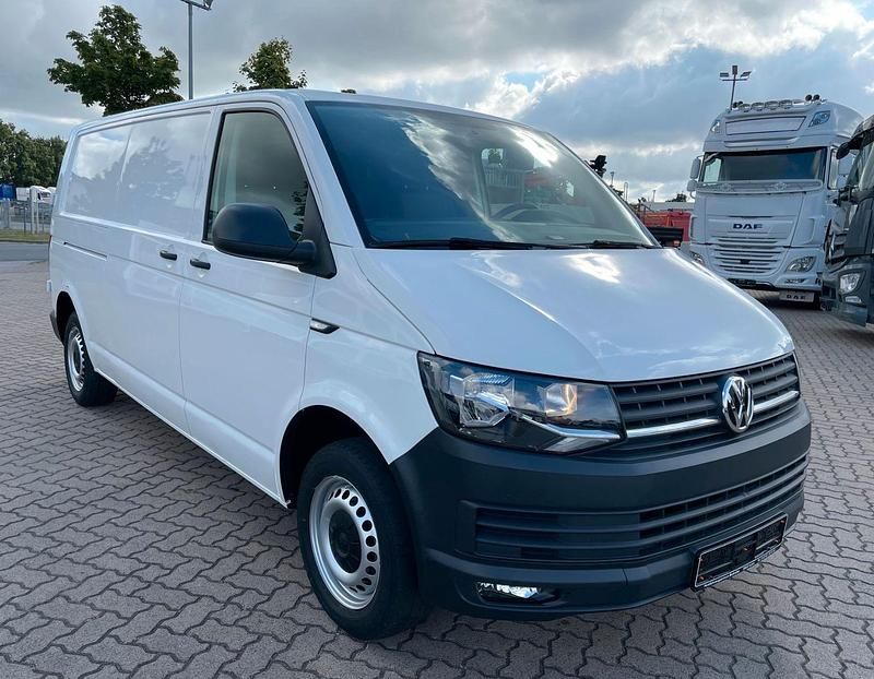 Gebraucht VW Transporter 102 PS (75 kW) 2018 Weiß Van