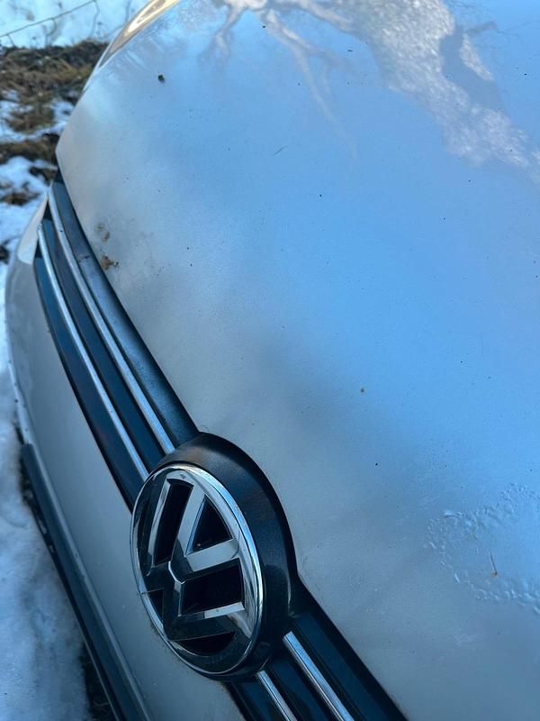 Gebraucht VW Touran 2012 Silber Van / Kleinbus