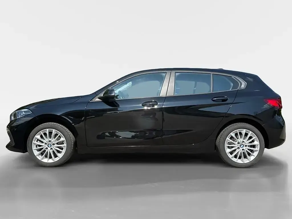 Gebraucht BMW 120 Advantage 190 PS (139 kW) 2024 Schwarz uni Kleinwagen