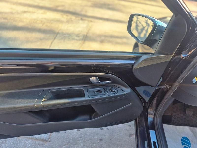 Gebraucht VW up! 75 PS (55 kW) 2012 Schwarz Kleinwagen