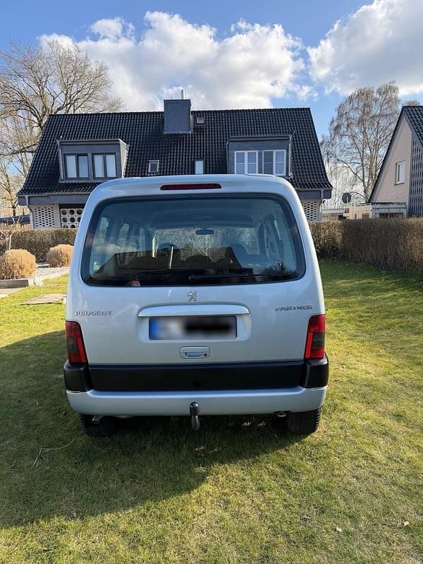 Gebraucht Peugeot Partner 109 PS (80 kW) 2004 Grau Van / Kleinbus