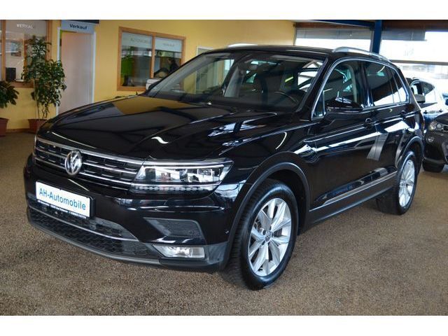 Schwarz Gebraucht 2017 VW Tiguan Highline SUV | 26.880 € (Fairer Preis) - Bild 1/1