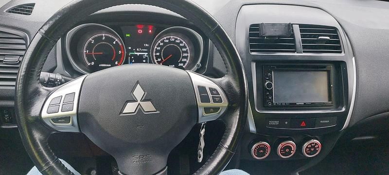 Grün Gebraucht 2010 Mitsubishi ASX SUV | 4.999 € (Fairer Preis) - Bild 1/4