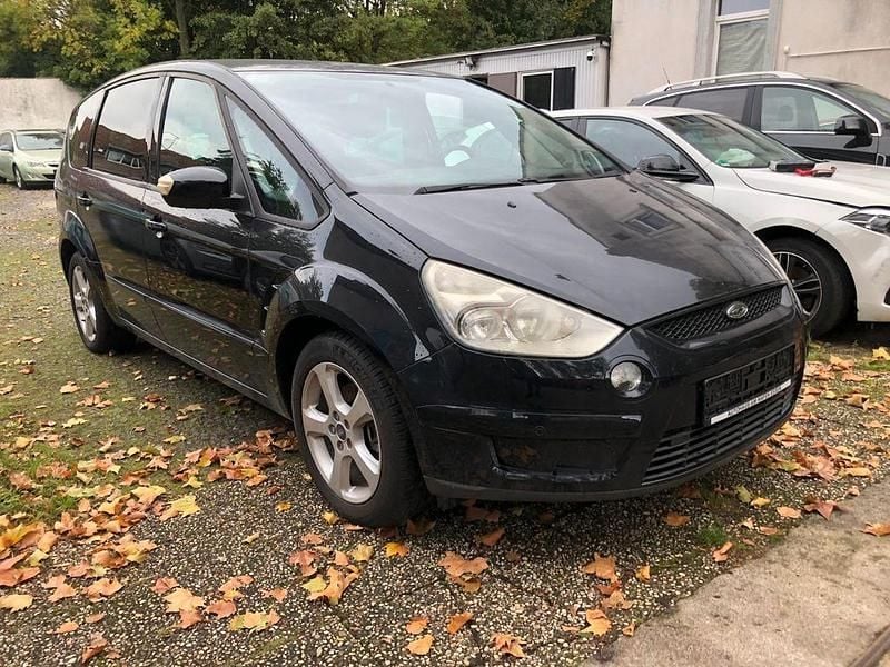 Gebraucht Ford S-MAX Trend 131 PS (96 kW) 2006 Van / Kleinbus