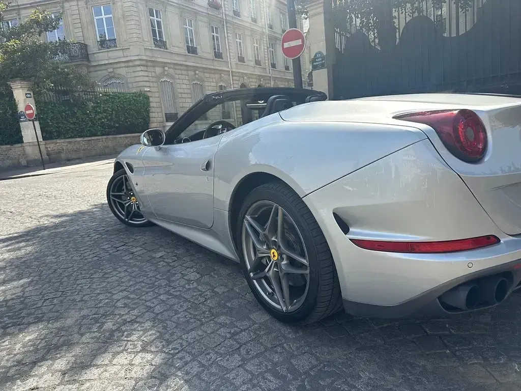 Gebraucht Ferrari California 560 PS (411 kW) 2016 Silber Cabrio