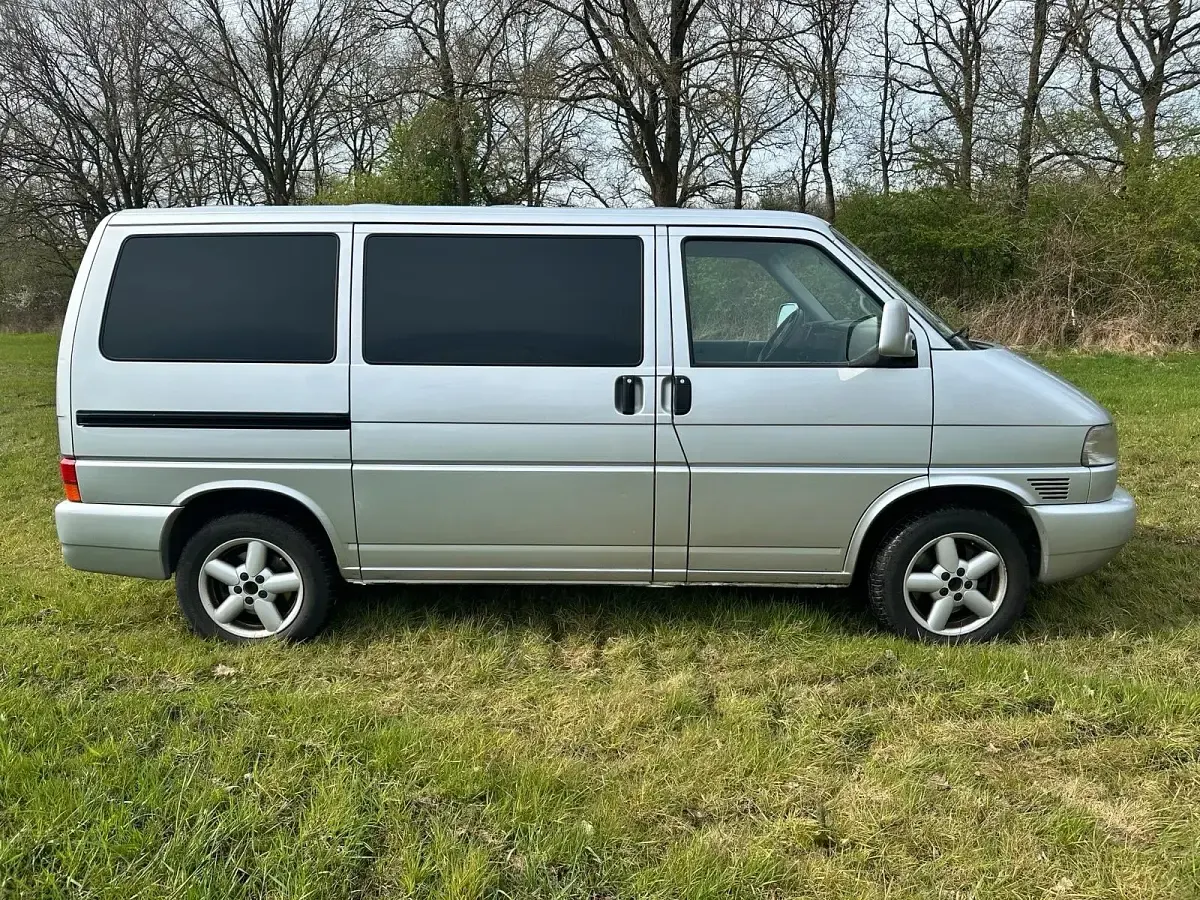 Używany VW T4 150 KM (110 kW) 2003 Srebrny Van