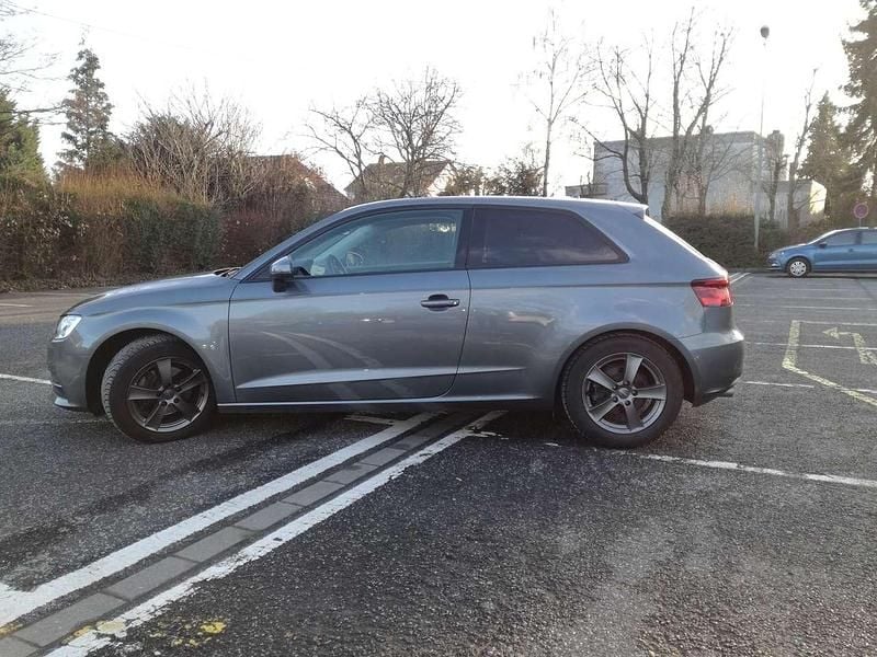 Occasion Audi A3 Attraction 150 ch (110 kW) 2014 Gris Berline