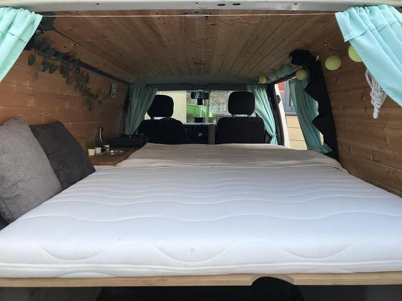 Weiß Gebraucht 2002 VW T4 Van | 8.000 € (Fairer Preis) - Bild 1/4