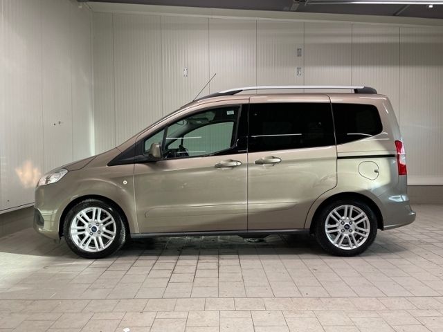 Gebraucht Ford Tourneo Courier Titanium 101 PS (74 kW) 2022 Silber Van / Kleinbus