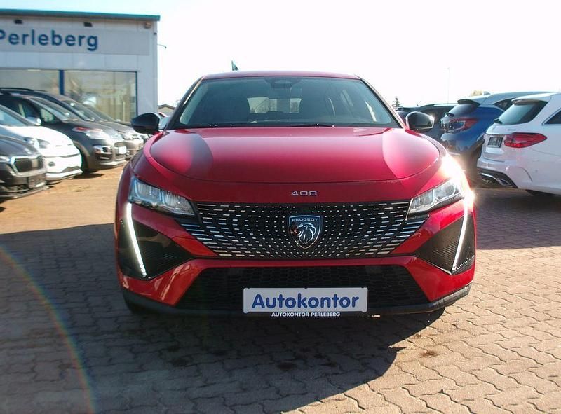 Gebraucht Peugeot 408 Allure 131 PS (96 kW) 2024 Rot SUV