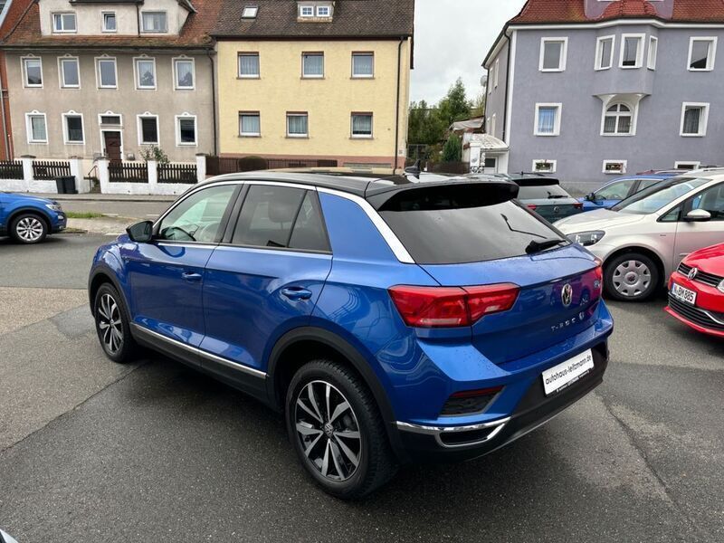 Gebraucht VW T-Roc Active 150 PS (110 kW) 2020 Ravennablau SUV