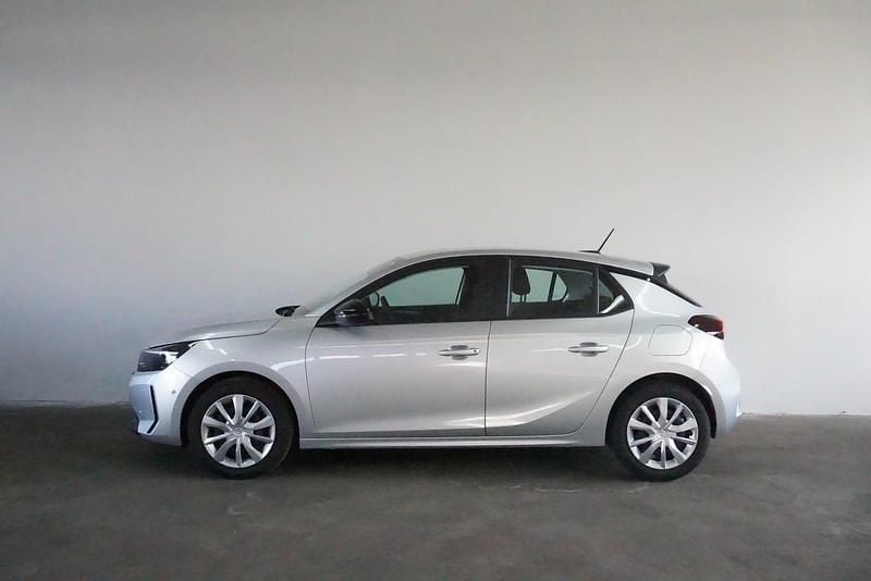 Second-hand Opel Corsa 101 CP (74 kW) 2024 Argintiu Berlinǎ
