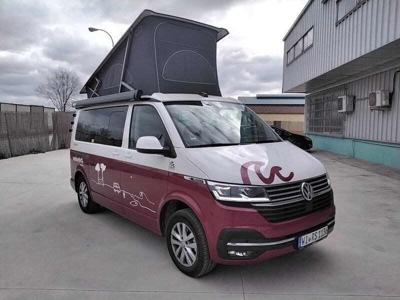 Weiß Gebraucht 2022 VW T6.1 California Van | 57.500 € - Bild 1/4