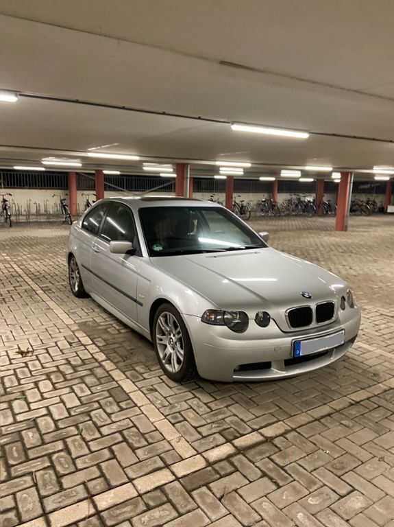 Silber Gebraucht 2004 BMW 316 Compact M Sport Kleinwagen | 4.700 € (Teuer) - Bild 1/4