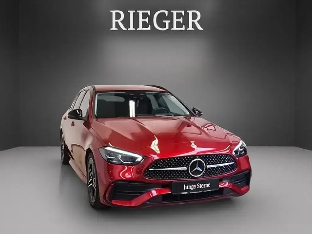Gebraucht Mercedes 300 258 PS (189 kW) 2022 Manufaktur lack manufaktur hyazinthrot (metallic) Kombi