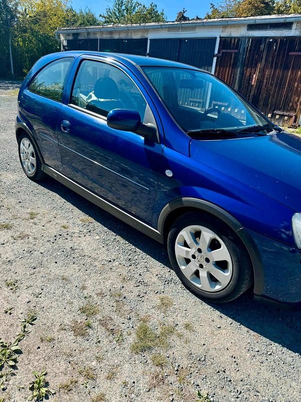 Blau Gebraucht 2006 Opel Corsa Kleinwagen | 1.800 € (Guter Preis) - Bild 1/4