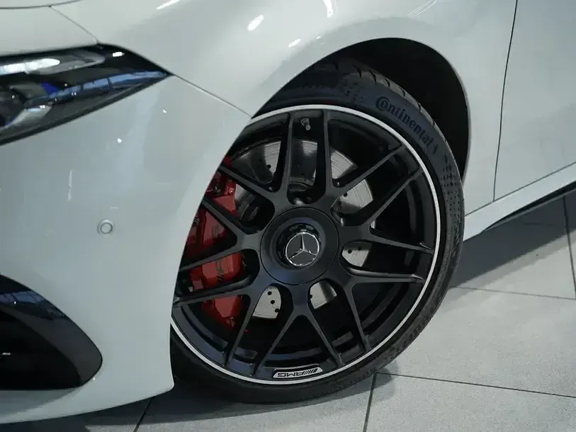 Gebraucht Mercedes A45 AMG AMG 422 PS (310 kW) 2023 Weiß Kleinwagen