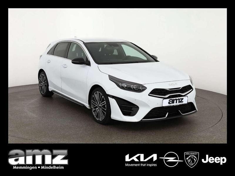 Casa white s Neu 2025 Kia Ceed GT GT-Line Limousine | 25.490 € (Superpreis) - Bild 1/4