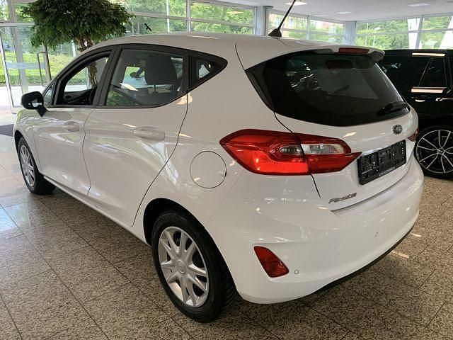 Gebraucht Ford Fiesta 75 PS (55 kW) 2021 Weiss Kleinwagen