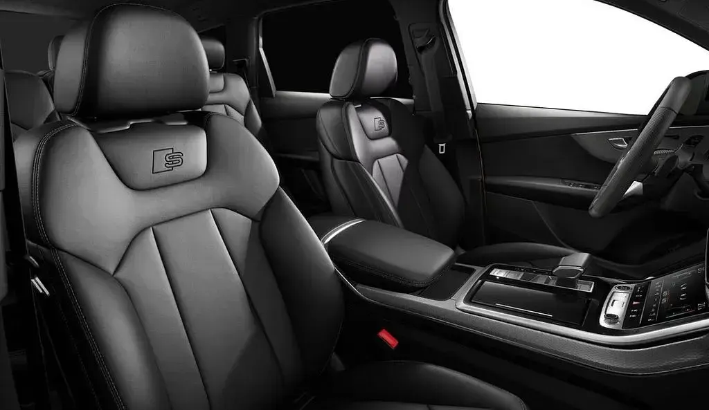 Gebraucht Audi Q7 S-Line 340 PS (250 kW) 2025 Gold SUV