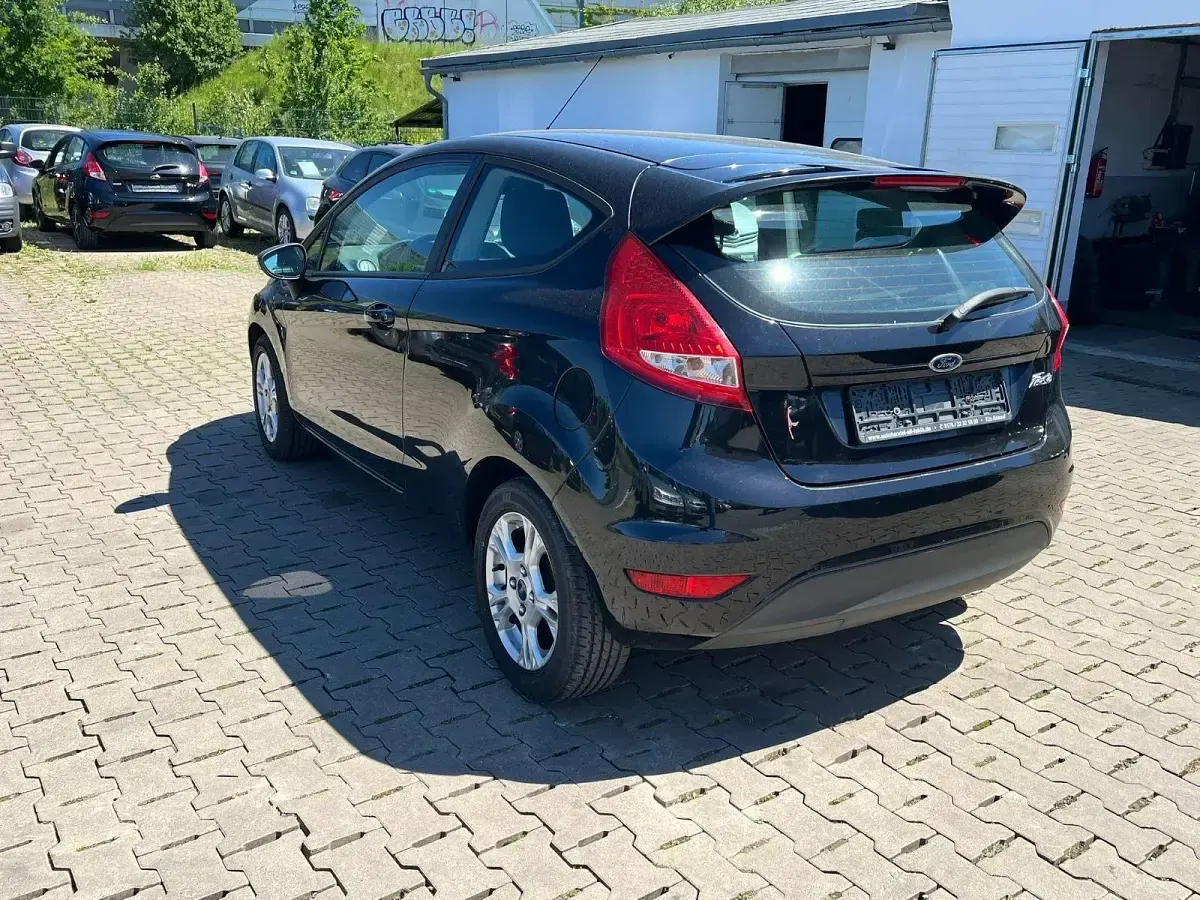 Gebraucht Ford Fiesta 82 PS (60 kW) 2009 Schwarz Kleinwagen