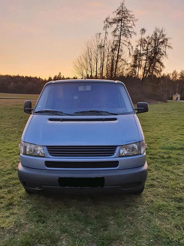Second-hand VW T4 88 CP (64 kW) 2002 Andere farben Van