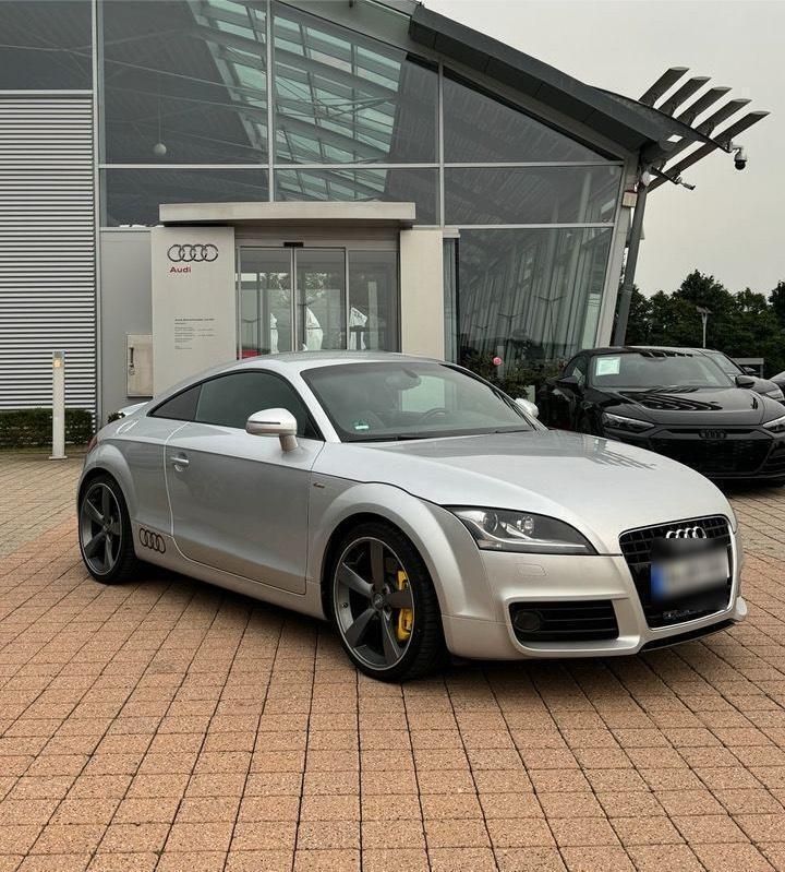 Silber Gebraucht 2007 Audi TT S-Line Coupé | 9.200 € (Guter Preis) - Bild 1/4