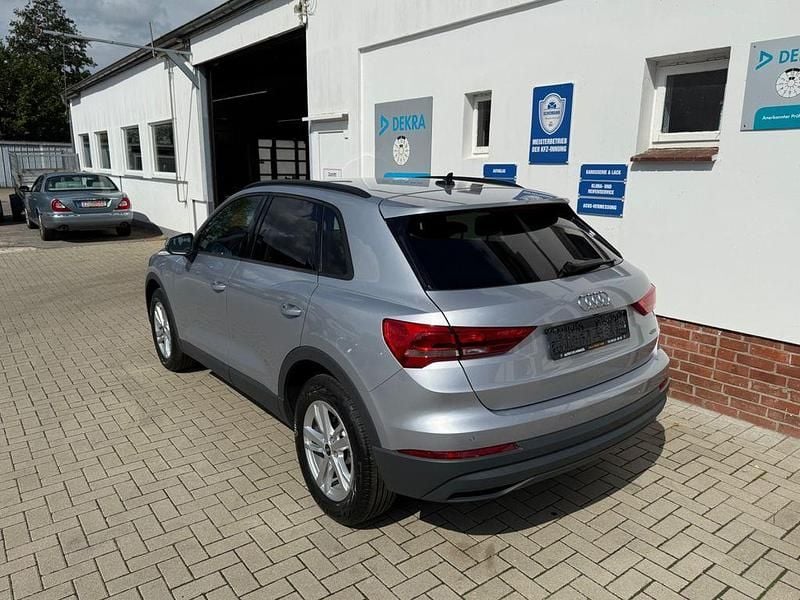 Gebraucht Audi Q3 Basis 150 PS (110 kW) 2020 Silber SUV