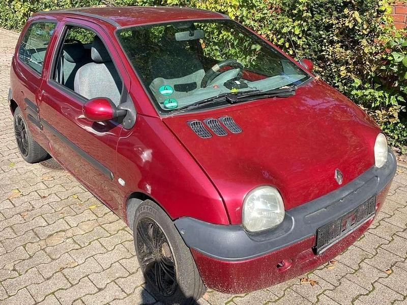 Rot Gebraucht 2003 Renault Twingo Kleinwagen | 800 € (Fairer Preis) - Bild 1/4