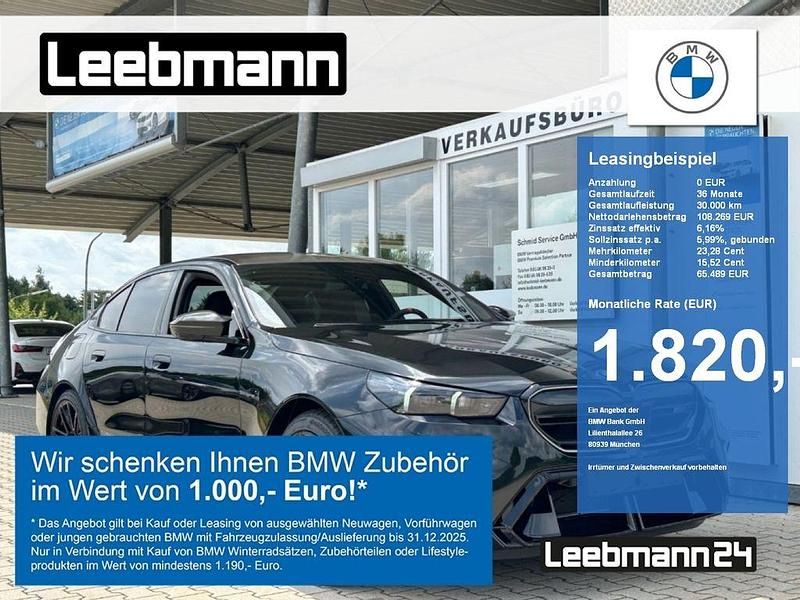 Saphirschwarz metallic Neu 2025 BMW M5 Performance Limousine | 129.989 € (Superpreis) - Bild 1/4