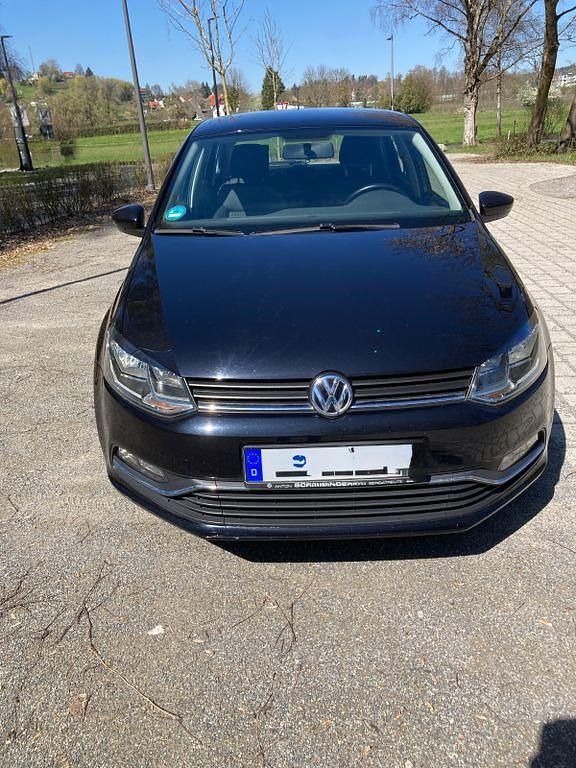 Gebraucht VW Polo 90 PS (66 kW) 2016 Schwarz Limousine