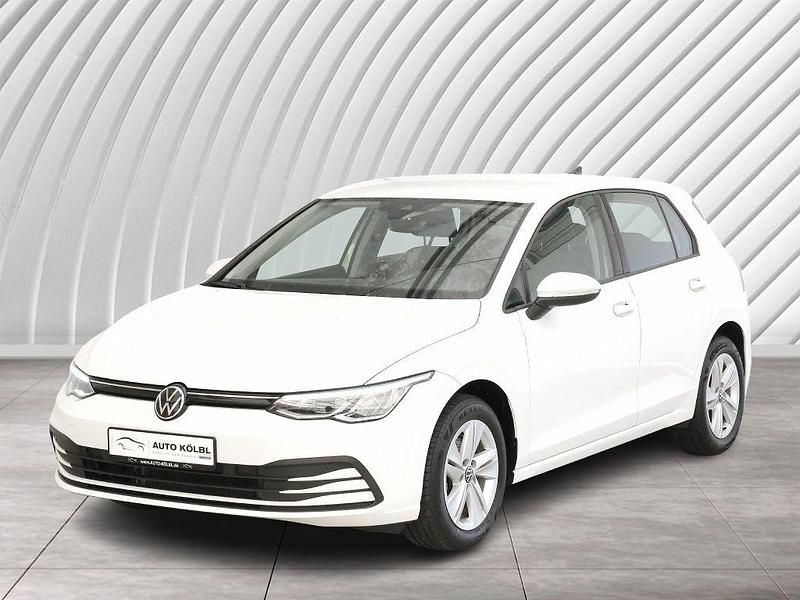 Pure white Gebraucht 2022 VW Golf VIII Life Limousine | 18.990 € (Guter Preis) - Bild 1/4