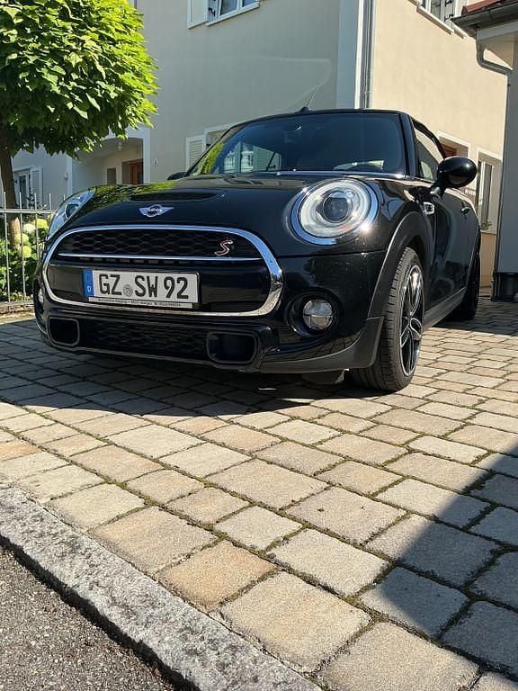 Gebraucht Mini Cooper S 192 PS (141 kW) 2016 Schwarz Kleinwagen