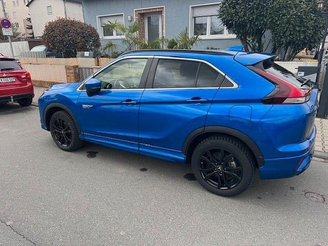 Gebraucht Mitsubishi Eclipse Cross Select 188 PS (138 kW) 2022 Blau SUV