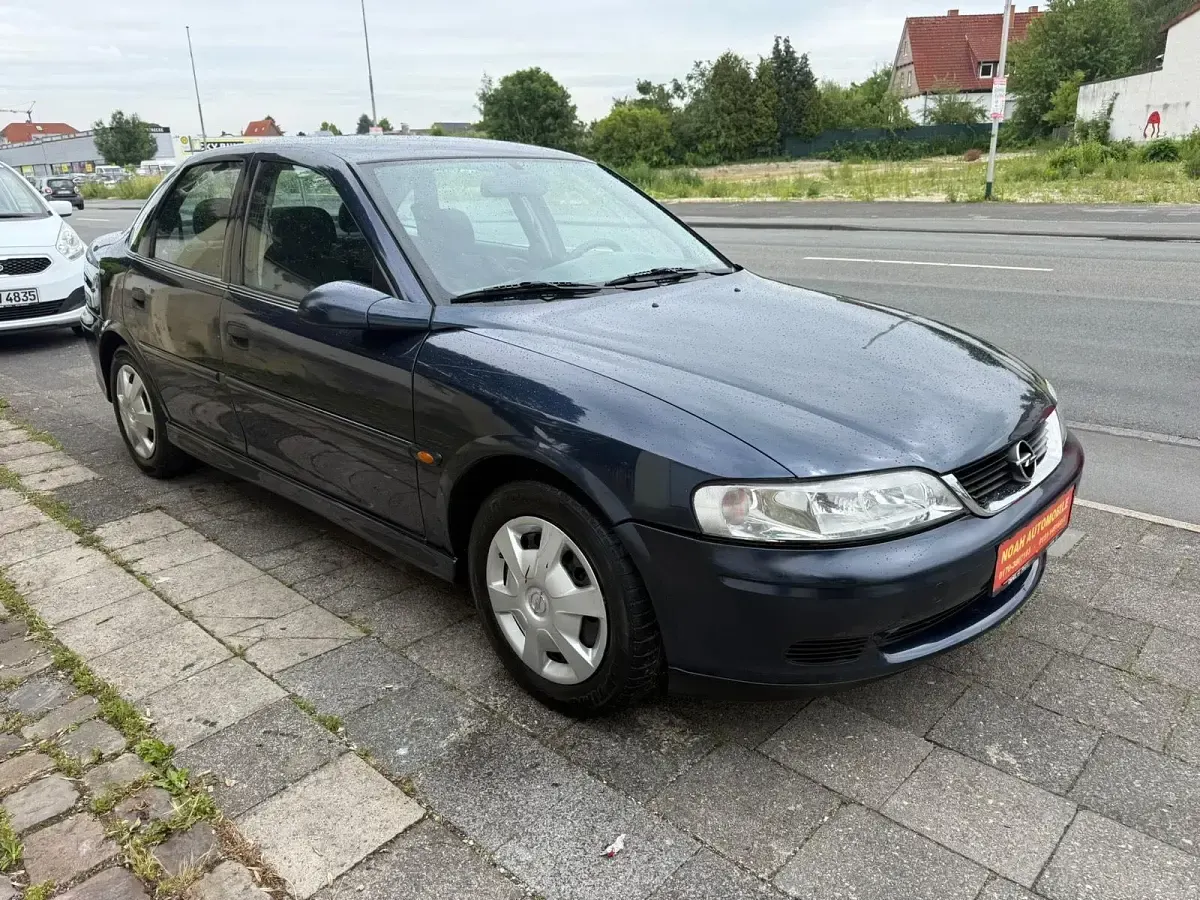 Gebraucht Opel Vectra 100 PS (73 kW) 1999 Blau Limousine