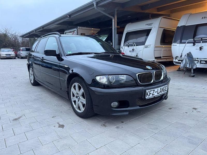 Schwarz Gebraucht 2003 BMW 320 Sport Line Kombi | 1.900 € (Superpreis) - Bild 1/4