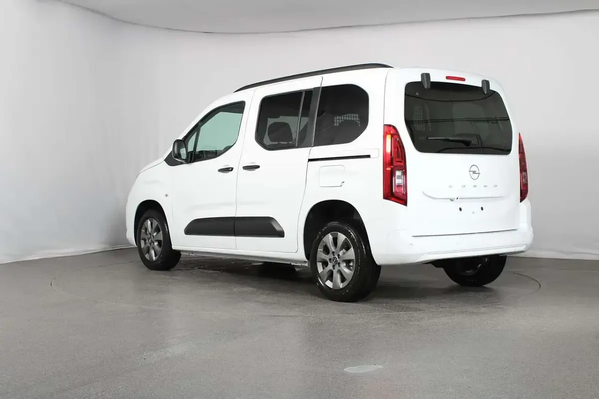 Neu Opel Combo Edition 102 PS (75 kW) 2026 Weiß Van / Kleinbus