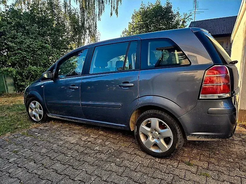 Gebraucht Opel Zafira Edition 150 PS (110 kW) 2006 Grau Van / Kleinbus