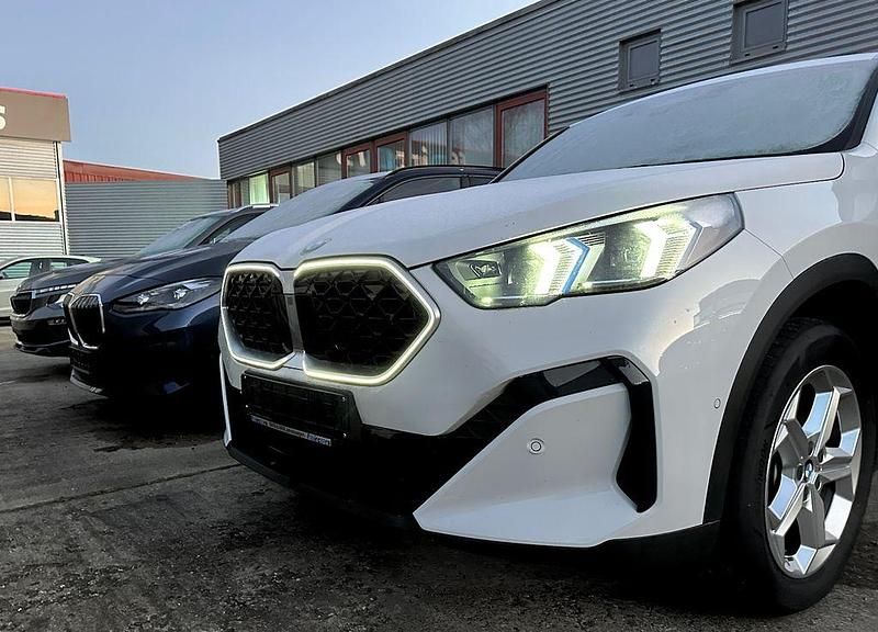 Gebraucht BMW X2 156 PS (114 kW) 2024 Weiß SUV