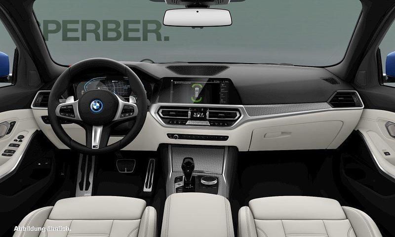 Gebraucht BMW 330 Performance 184 PS (135 kW) 2022 Blau Limousine