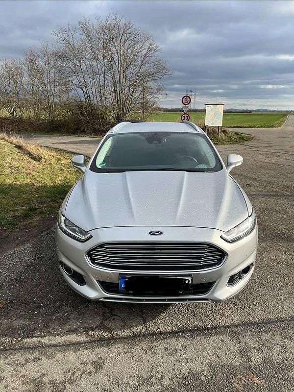 Gebraucht Ford Mondeo Titanium 150 PS (110 kW) 2018 Silber Kombi