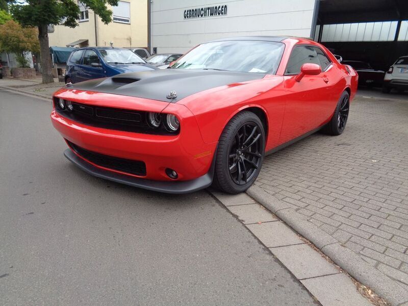 Rot Gebraucht 2017 Dodge Challenger Coupé | 35.700 € (Superpreis) - Bild 1/4